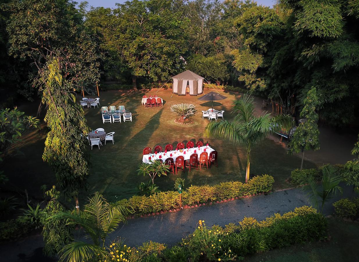 Pench Jungle Camp Khawāsa Exterior foto